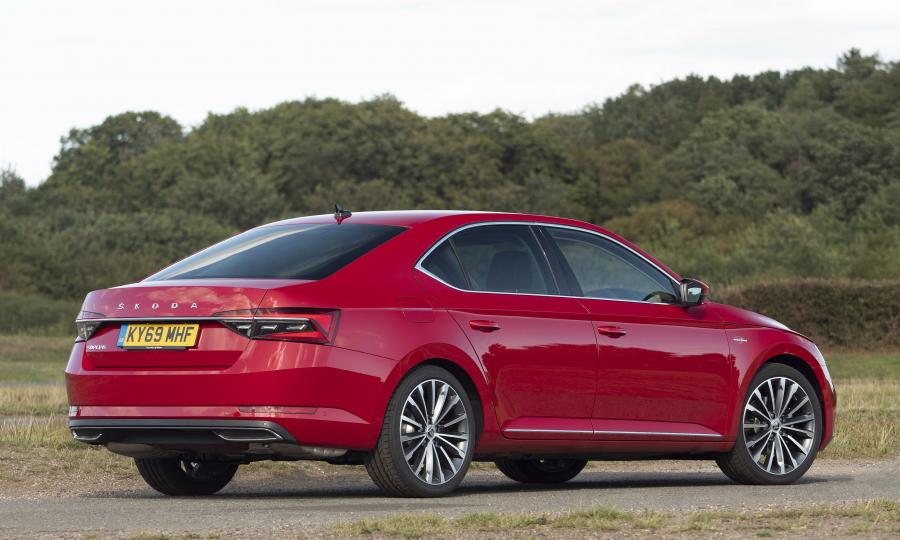  Skoda Superb Laurin & Klement 2019 года  (UK) (фото 9 из 30)